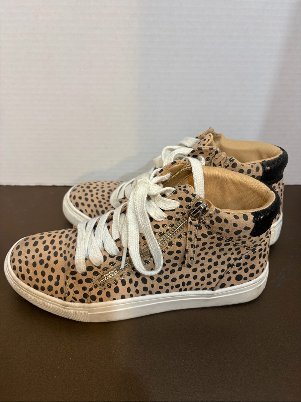Leopard Print High Top Sneakers - Tan & Black